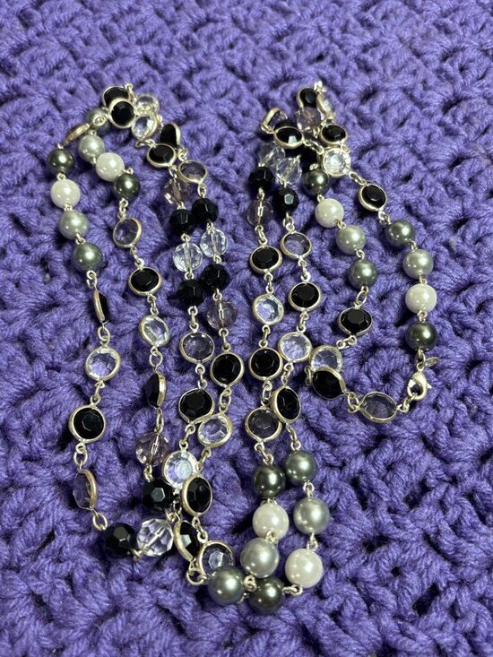 Premier Designs Jewelry - Premier Designs Plastic Beaded Silvertone Chain Necklace Faux Pearls Faceted